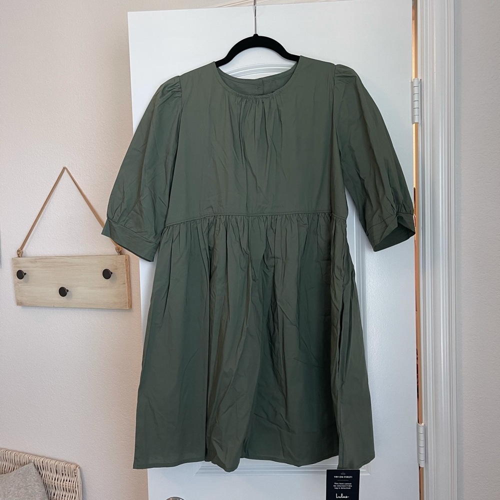 NWT Lulus babydoll olive green dress